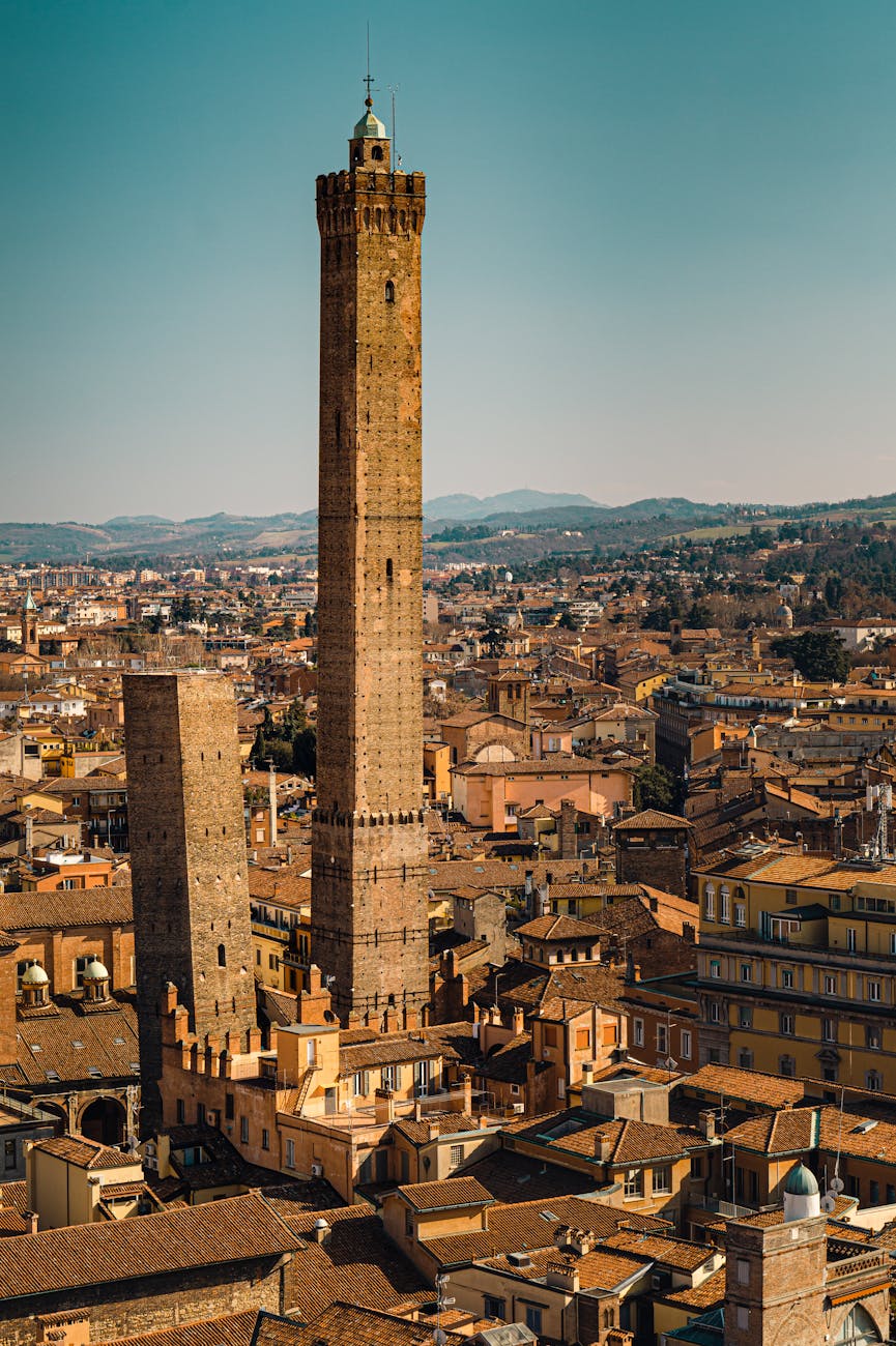 aerial view of city buildings, Italy, Bologna, Emiglia Romana - Photo by Roberto Castano on Pexels.com