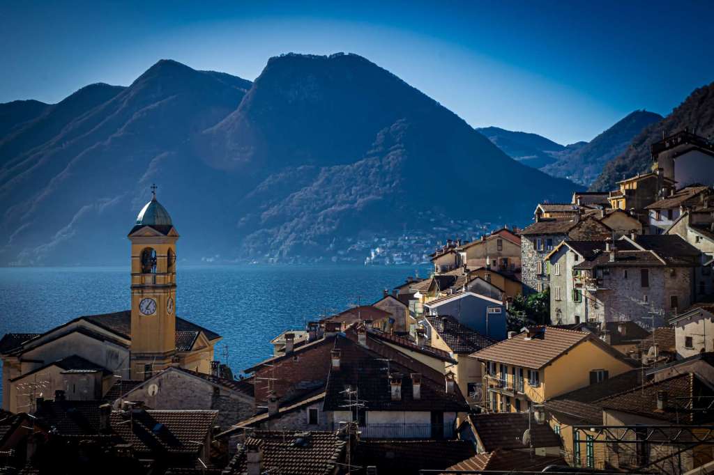 Lake Como, Italy Lake Como, Brienno, Argegno, Colonno, Sala Comacina, Italy - Photo by Bruce Meier on Unsplash