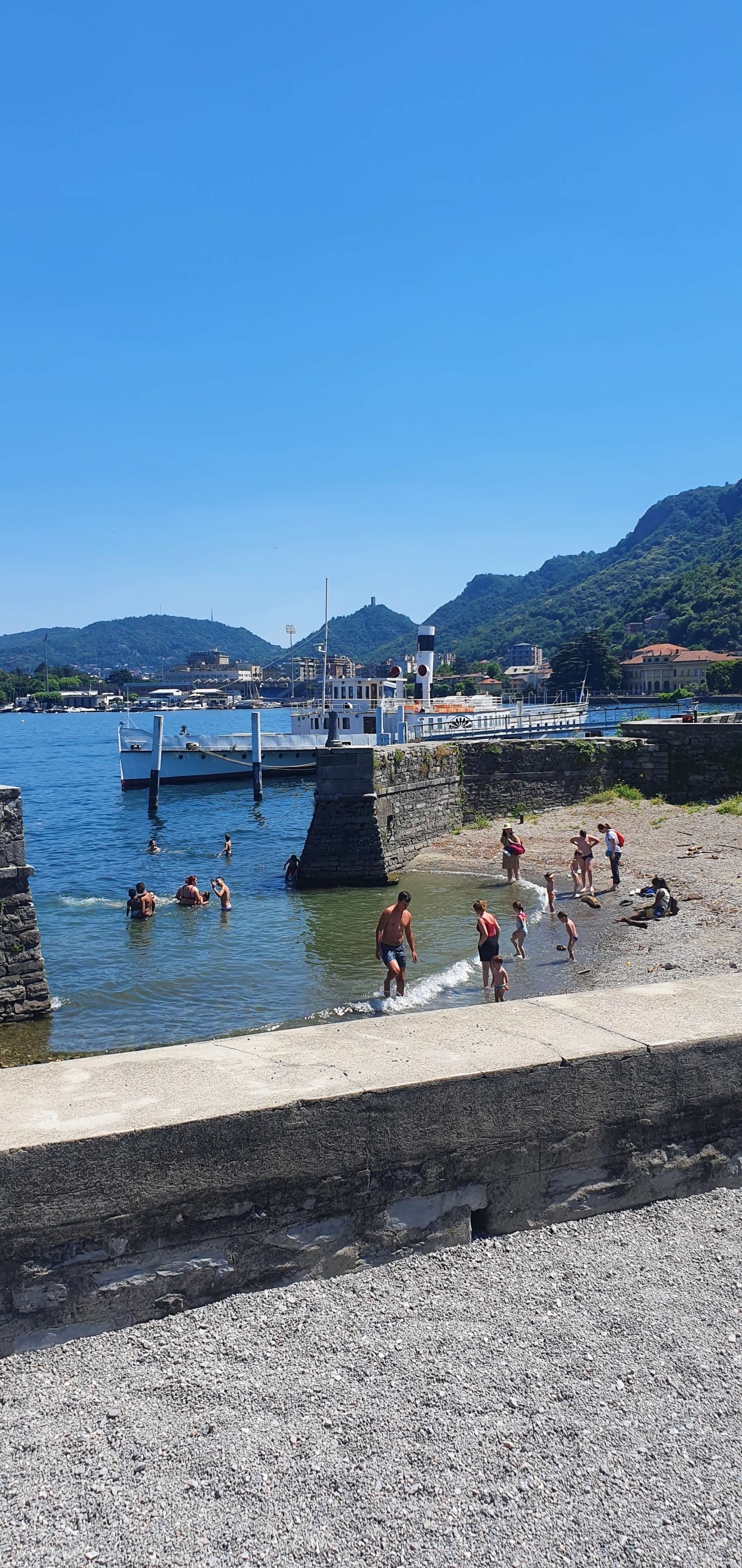Villa Olmo beach
