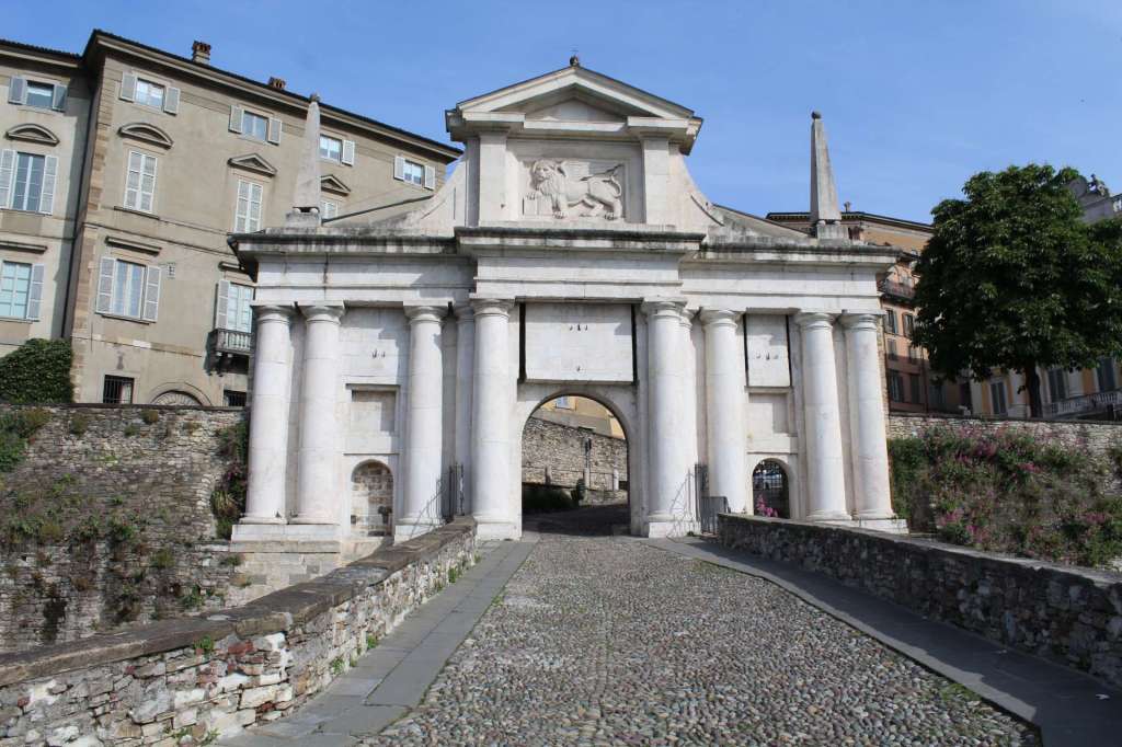 Porta San Giacomo, Bergamo, Italy Porta San Giacomo, Bergamo Alta, Italy - 613782-pxhere.com