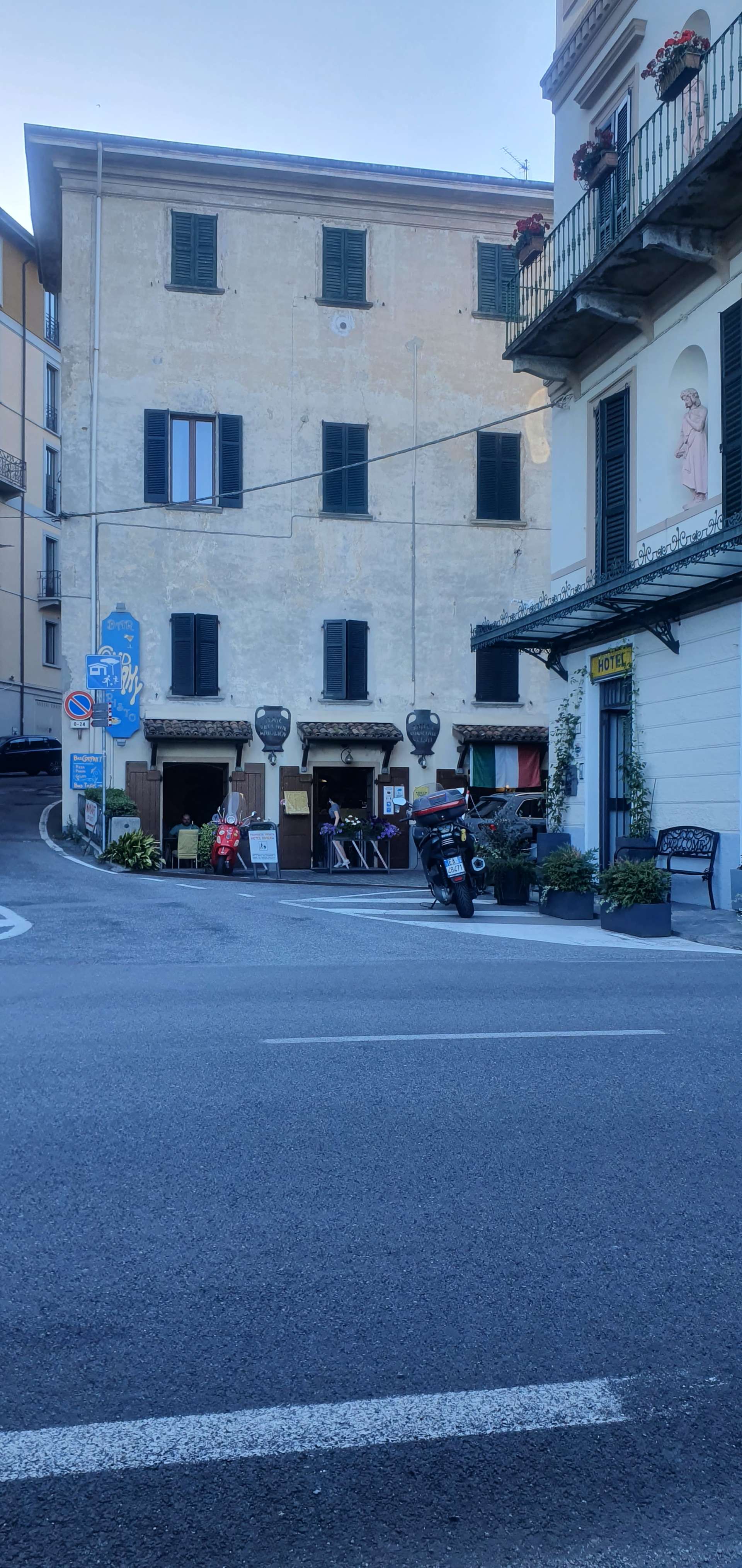Bar Company Vecchia Maiolica
