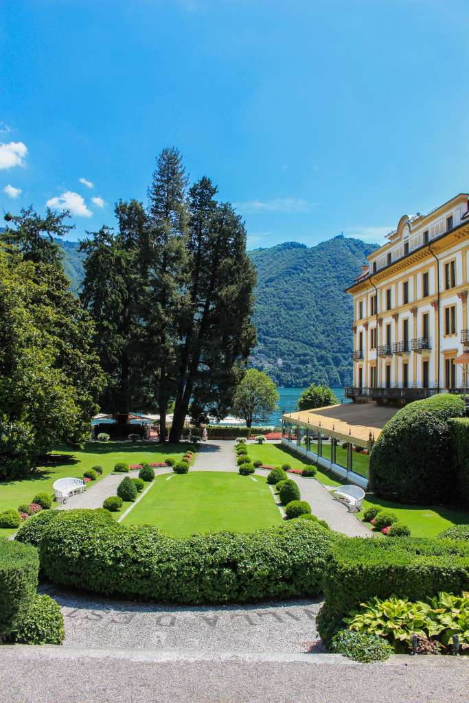 Lake Como Villa d'Este in Cernobbio - Photo by Malgorzata Bujalska on Unsplash