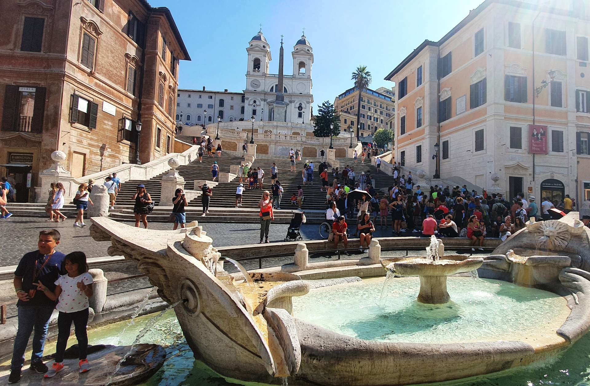 Fontana della Barcaccia, Roma Fontana della Barcaccia, Piazza di Spagna, the Spanish Steps