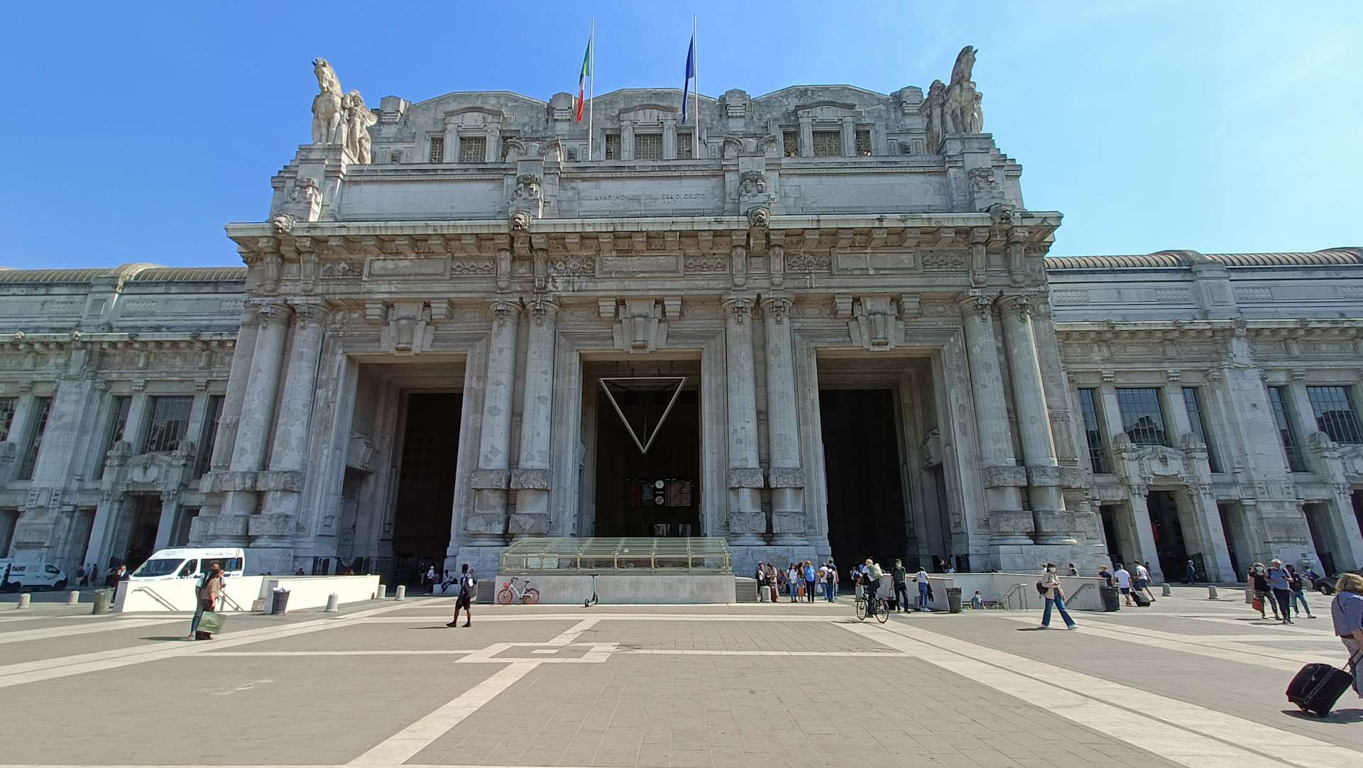 Milan Central train station visit
