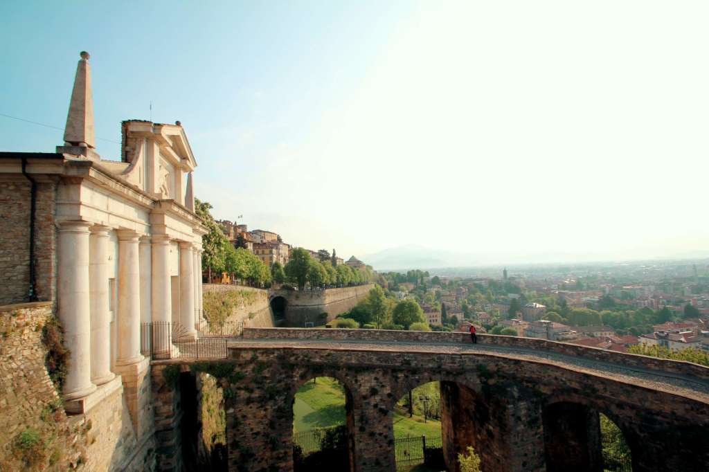 Porta San Giacomo, Bergamo, Italy Porta San Giacomo, Città Alta, Bergamo, Italy
