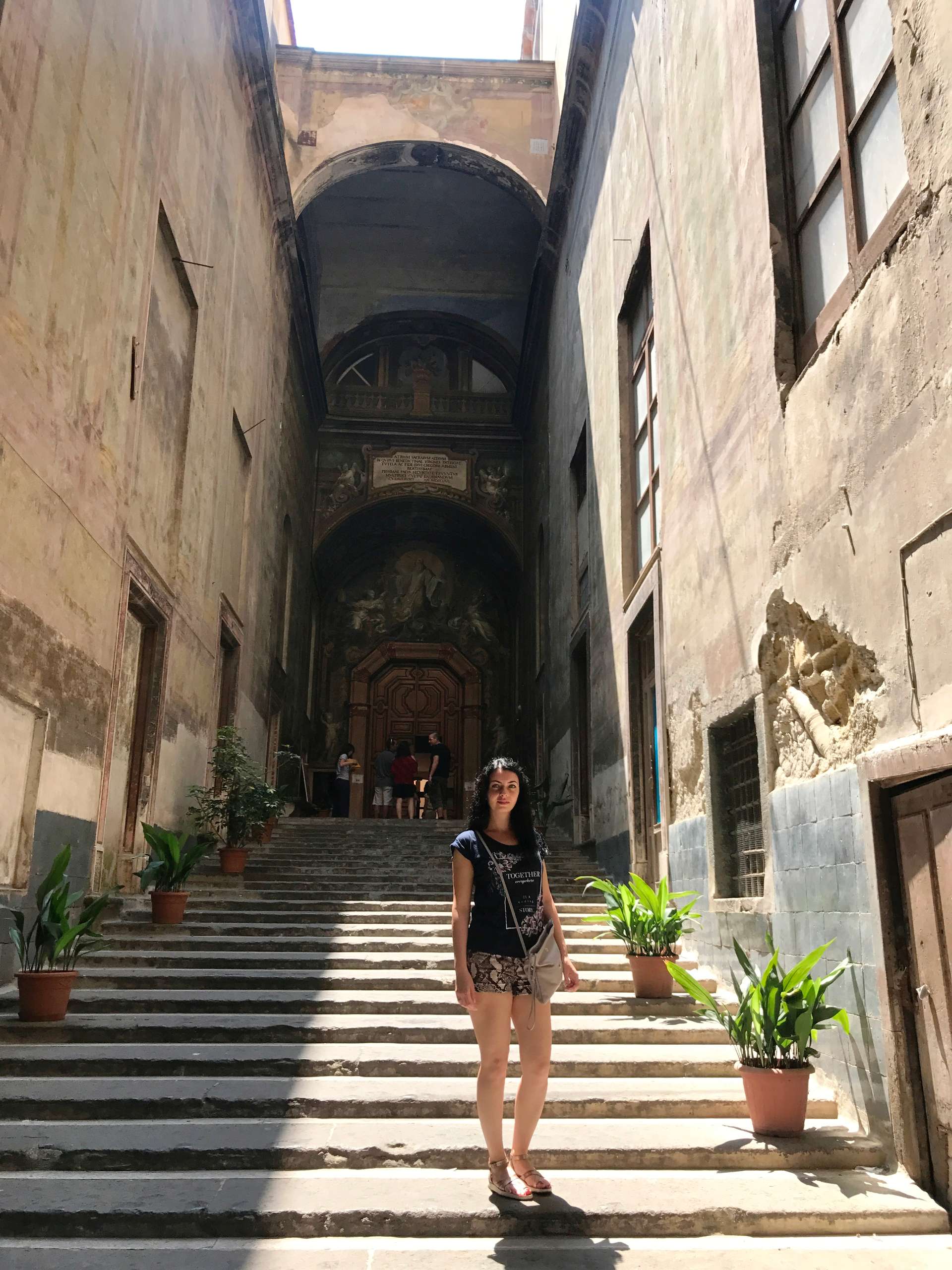 Chiesa di San Gregorio Armeno, Naples Chiesa di San Gregorio Armeno