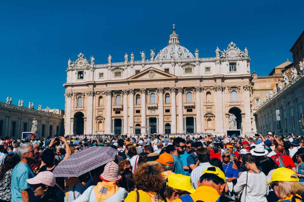 St. Peter's Basilica Vatican St. Peter's Basilica Vatican - Photo by Kai Pilger on Pexels.com