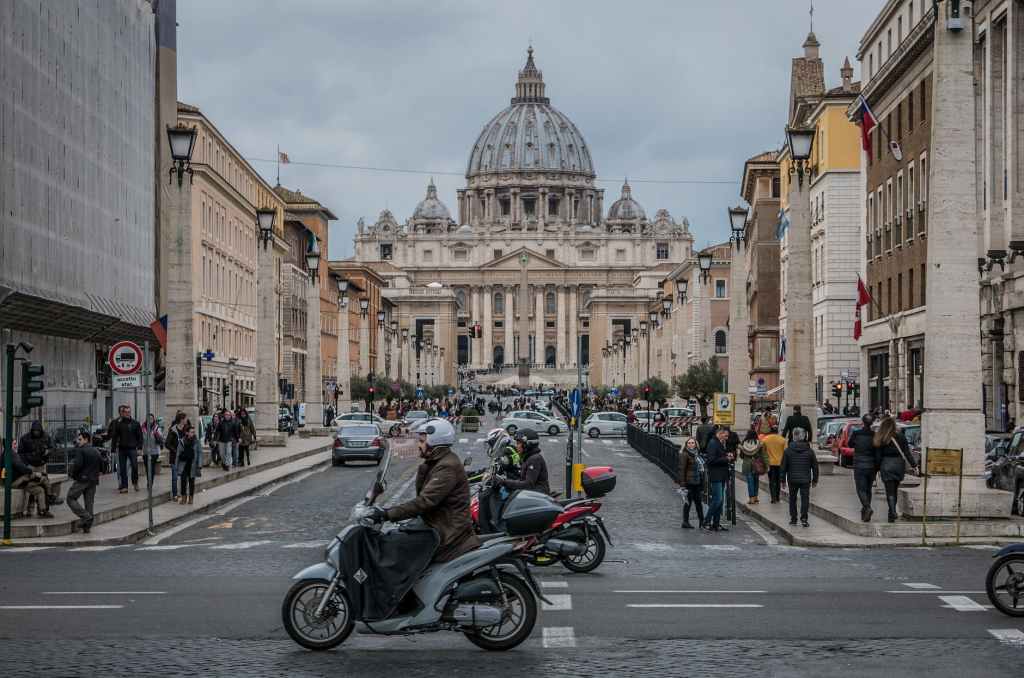 Vatican view from Via della Conciliazione Vatican view from Via della Conciliazione - Photo by Pixabay on Pexels.com