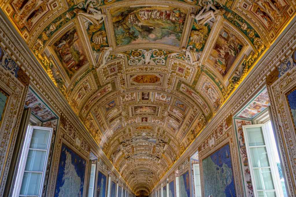 Vatican Sistine Chapelc Vatican Sistine Chapel, Vatican City - Photo by Mike Tyurin on Pexels.com