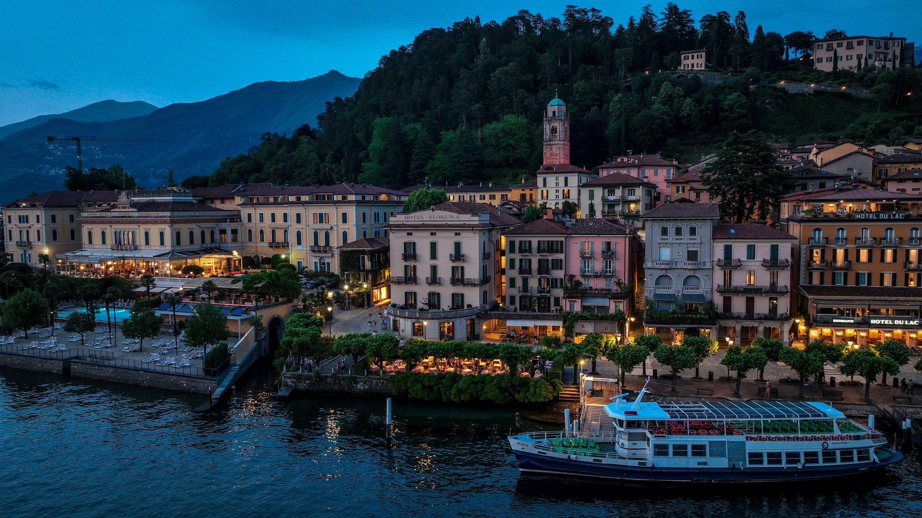Ferry ride view, Lake Como- Photo by Alain Garcia on Pexels.com